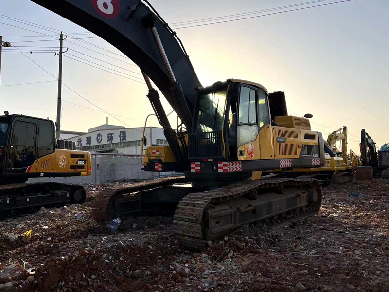 Used VOLVO EC480DL excavator